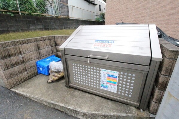 レオパレス寺台ロフトの物件内観写真